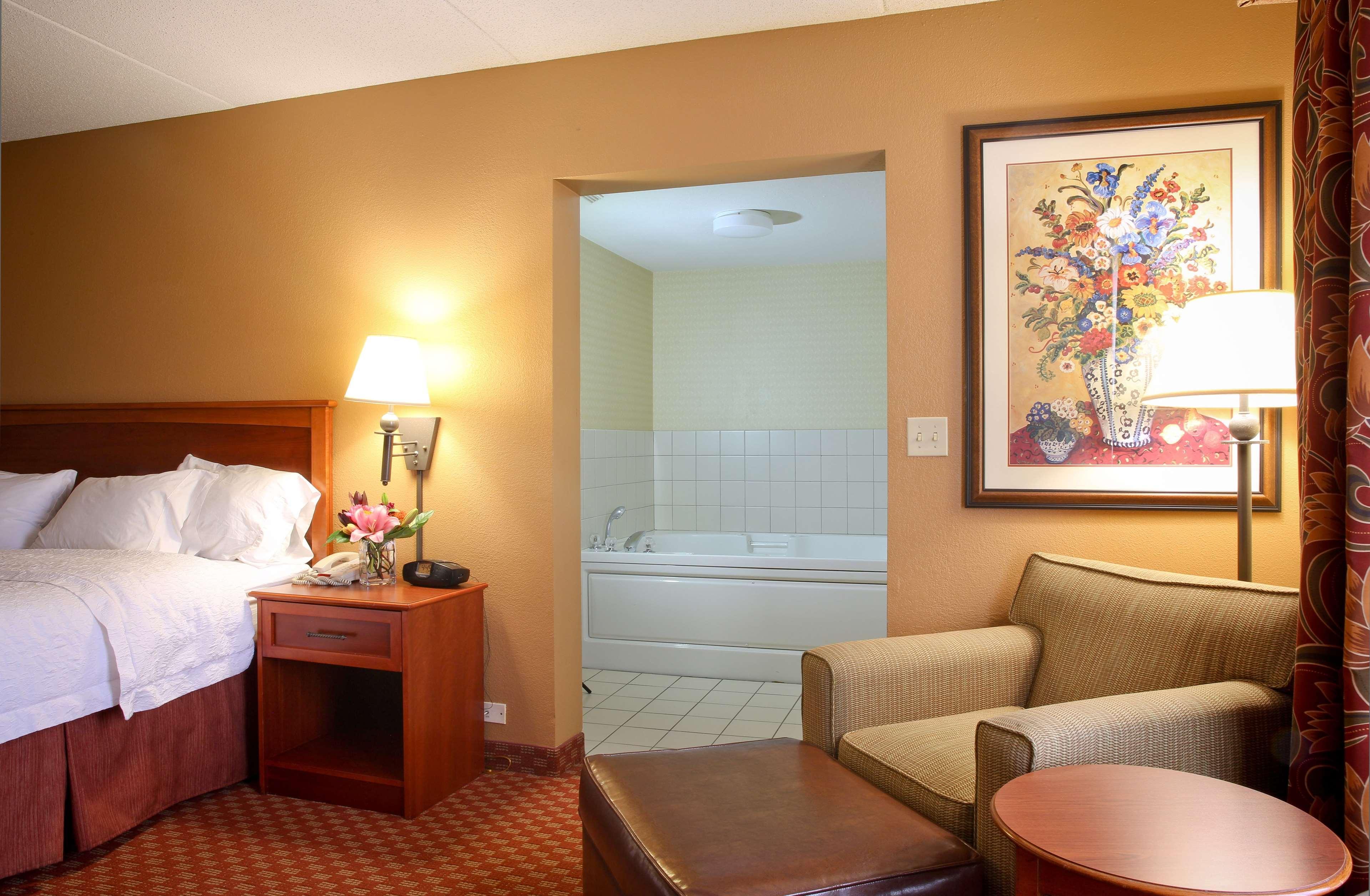 Hampton Inn Mchenry Екстер'єр фото