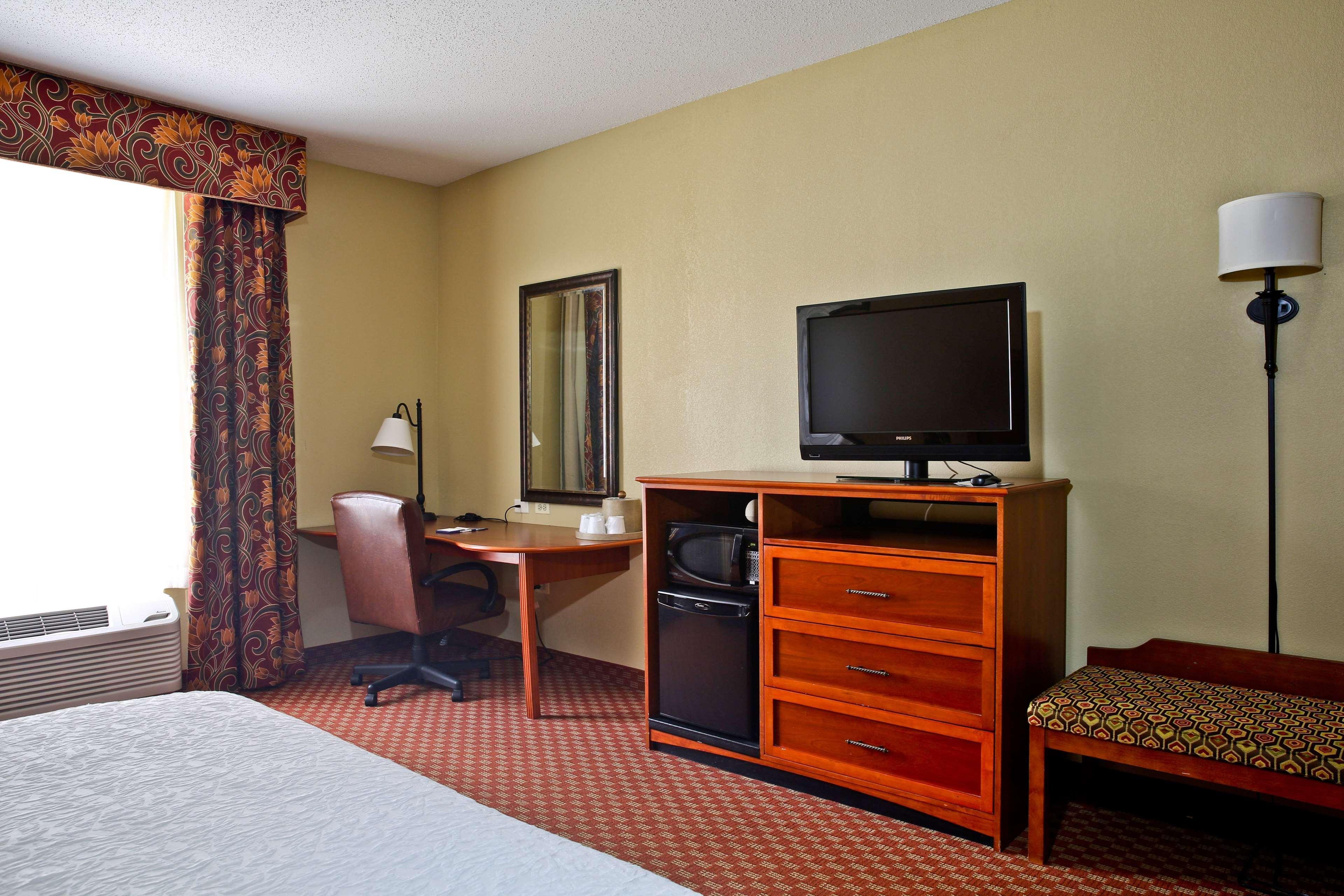 Hampton Inn Mchenry Екстер'єр фото