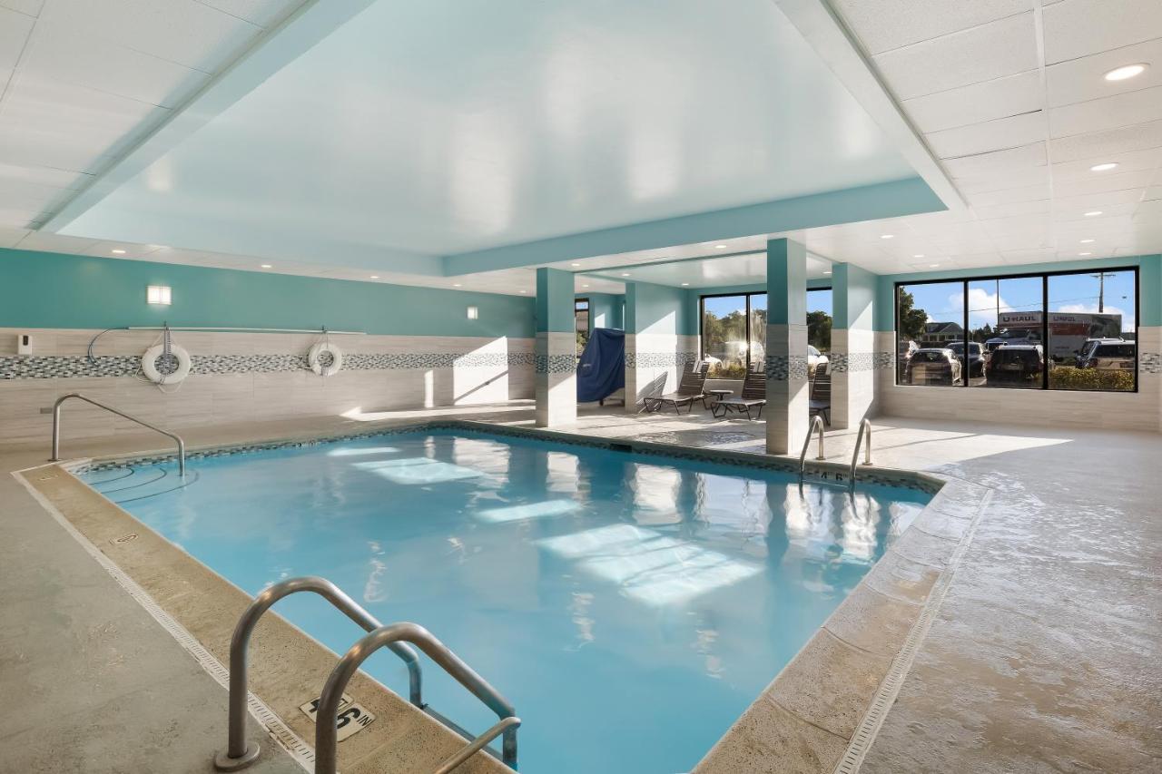 Hampton Inn Mchenry Екстер'єр фото