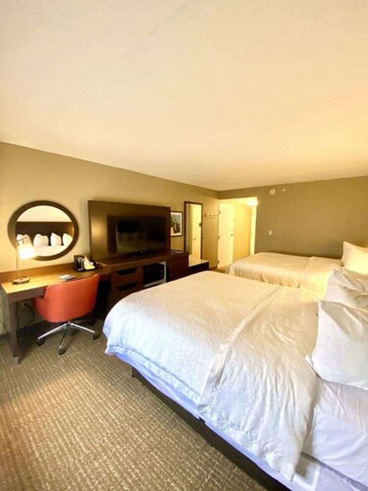 Hampton Inn Mchenry Екстер'єр фото