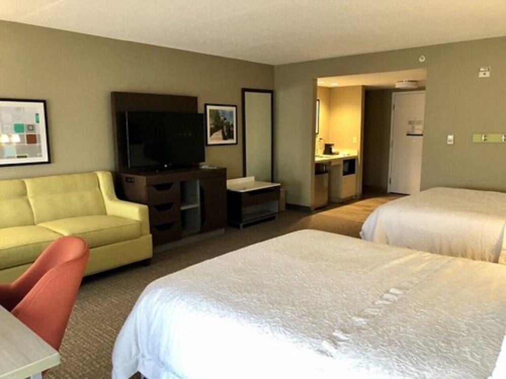 Hampton Inn Mchenry Екстер'єр фото