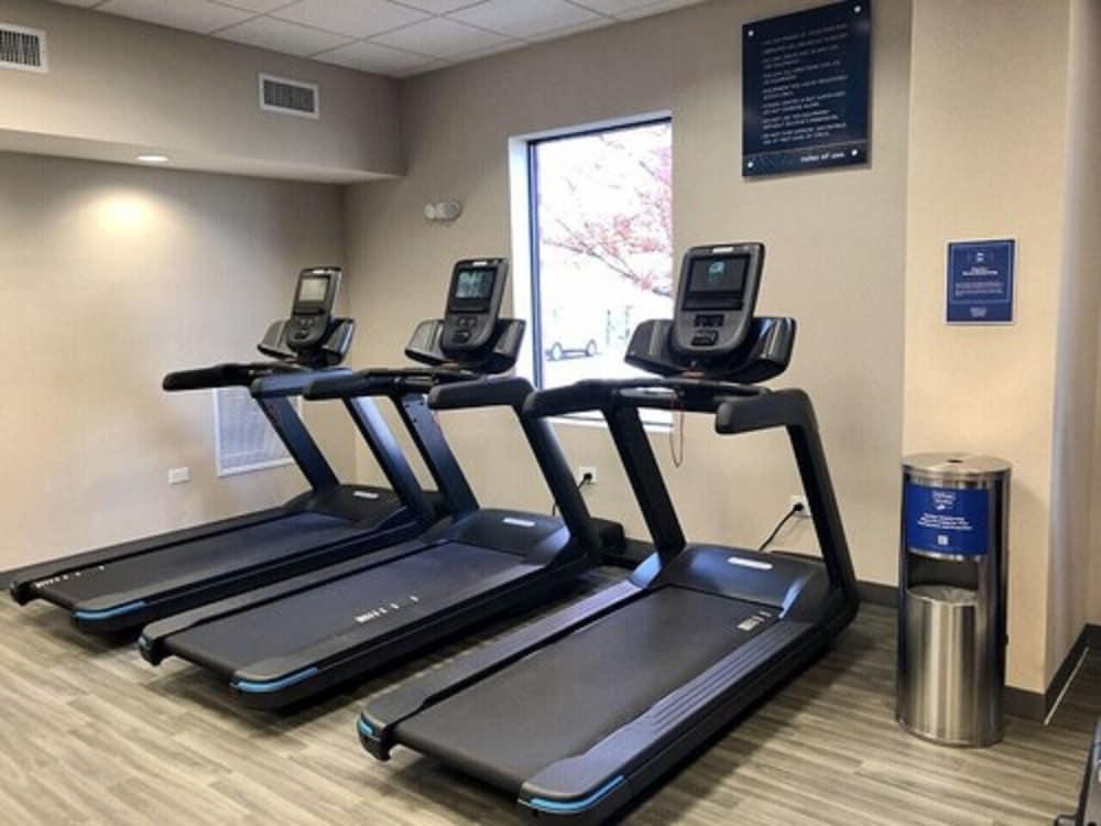 Hampton Inn Mchenry Екстер'єр фото