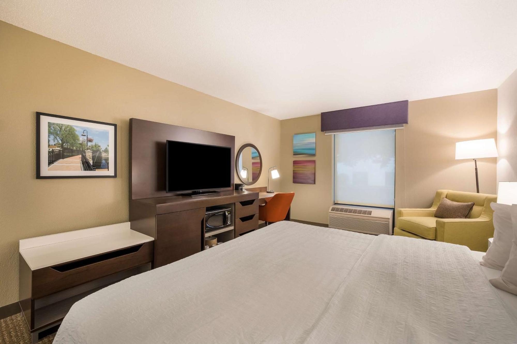 Hampton Inn Mchenry Екстер'єр фото