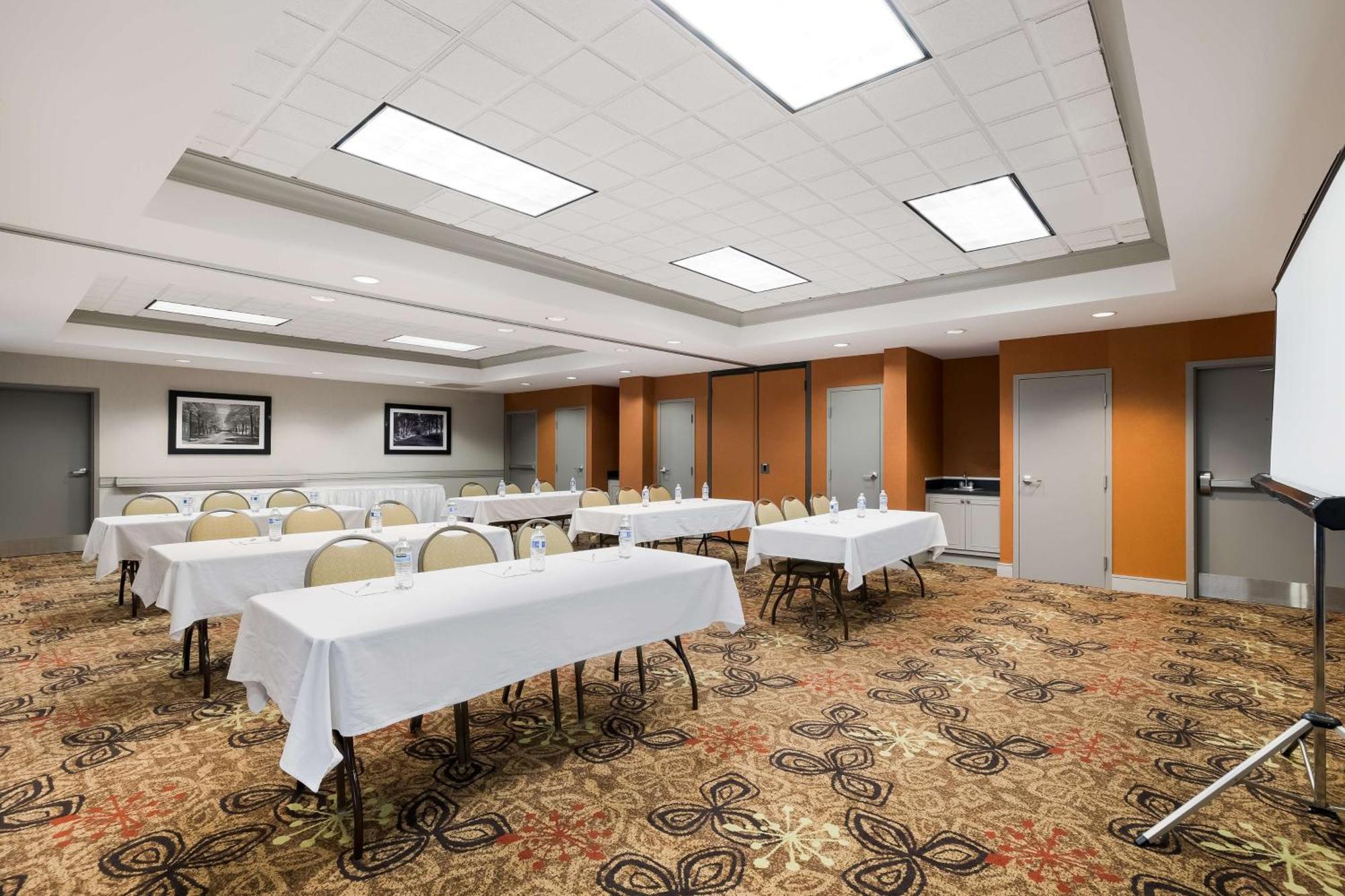 Hampton Inn Mchenry Екстер'єр фото